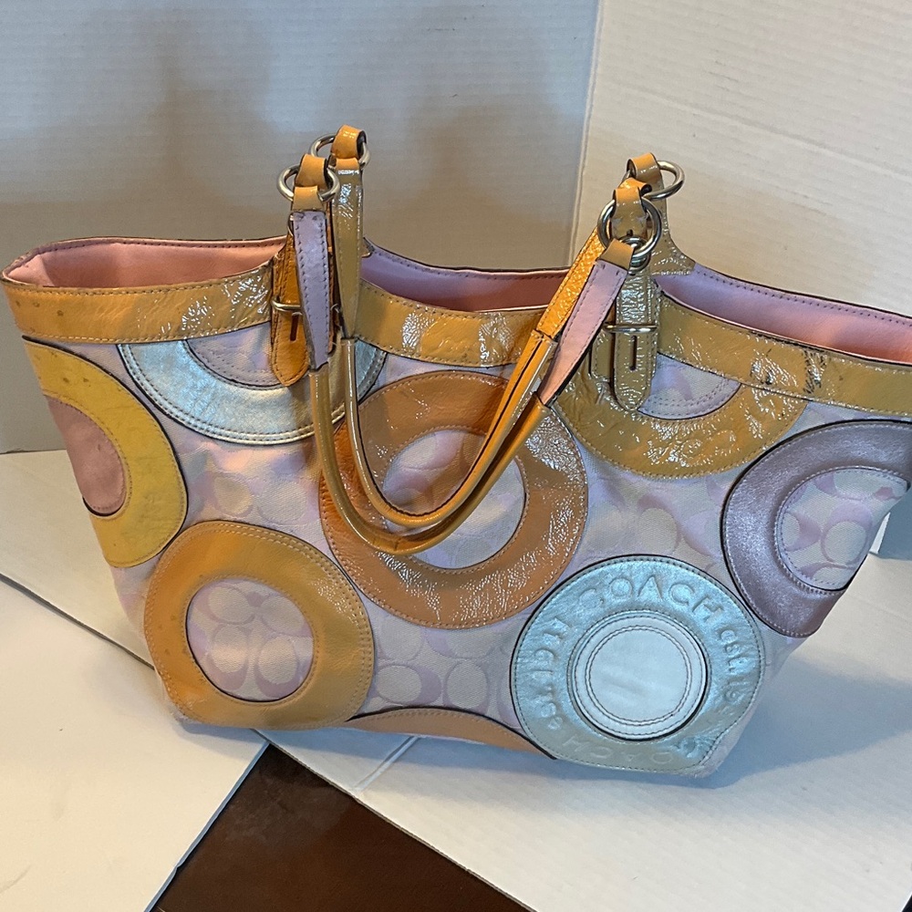 Coach Multicolor Circle Patchwork Tote in Pink an… - image 2